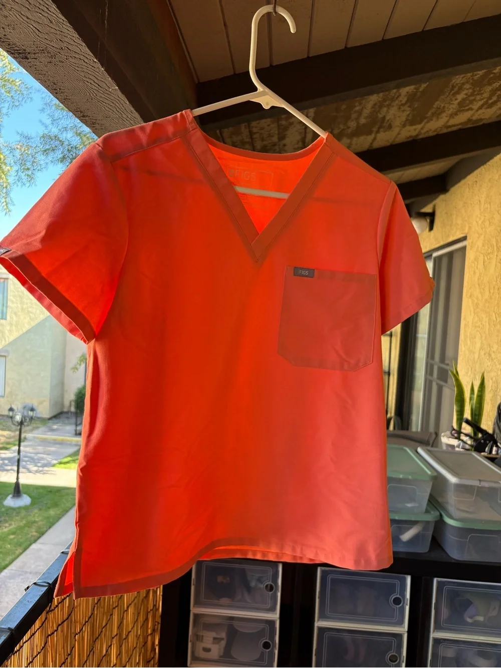 Figs Women's Coral Pink Scrub Set - Picture 10 of 10